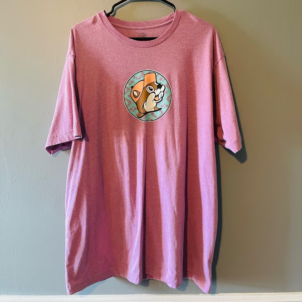 Buc-ee's t-shirt